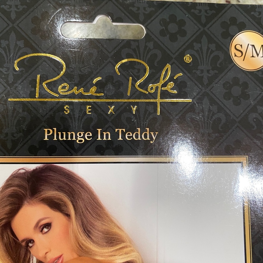 NEW Rene Rofe - Picture 4 of 4